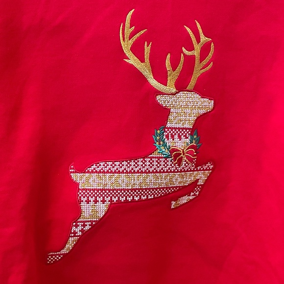 size xl, bust up to 48 inches, reindeer sweatshirt, new condition, last 🦌 one - Picture 8 of 8